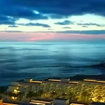 Adeje300, Playa Paraiso (Tenerife)