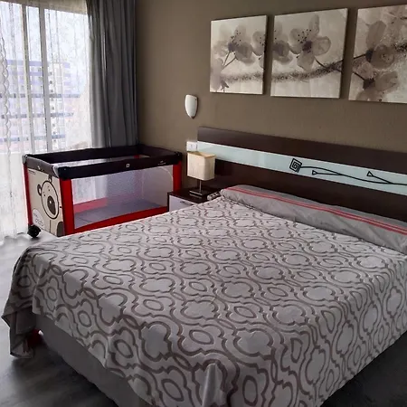 Adeje300, Playa Paraiso (Tenerife)